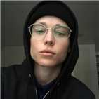 페이지,자신,모습,커밍아웃