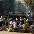 미얀마,군부,총격,전기,오후,최대,이날,보도,시위대
