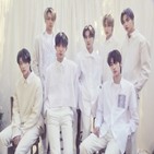 차트,일본,쇼케이스,음반,발매,개최