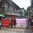 시위,미얀마,반군부