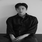 김신비,홈타운,모범가족,배우,넷플릭스