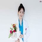 조이현,슬기,의사생활