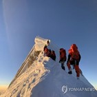 네팔,입국,코로나,완료,등반,등반객,백신,접종