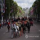 행사,군기분열,기마병,올해,여왕,군인,영국