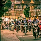 오토바이,미얀마,군부