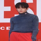 투모로우바이투게더