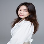 김혜화,홍한나,영화,이선균,캐릭터