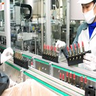 확대,코스맥스,연구원