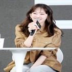 감독,전종서,이충현,발레리나,민희,액션,배우