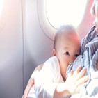 아기,비행기,엄마,눈치
