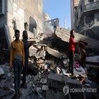 주민,가자지구,빵집,이스라엘군,공습,전단