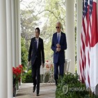 바이든,대통령,일본,기시다,미국,총리,협력,대화,논의