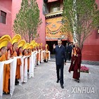 티베트,중국,라마,달라이,주석,칭하이성,사원,불교,강조