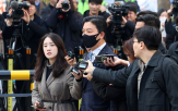 법정