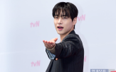 강유석