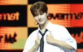 아이덴티티,앨범