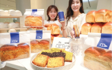 틸화이트,카페,현대백화점,서울,브랜드,매장,공간