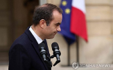 총리,프랑스,사임,마크롱,대통령,장관,내각,정국,발표