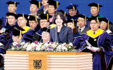 서울대,대표,졸업식,대학,사람,축사,네이버,연단,이후