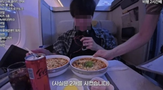영상,유노,승무원,촬영,요청,행동