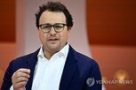 통제,속도,안전,경쟁,위험,발전,모델,규제,성능,앤트로픽