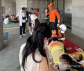 호텔,투숙객,고객,구토,마스크