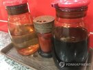 소스,비치,식당,테이블