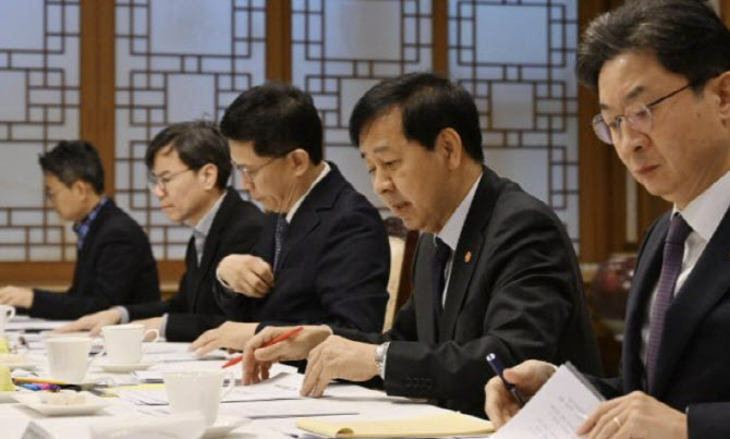 환율,당국,달러,시장,수급,기자,개입,요인