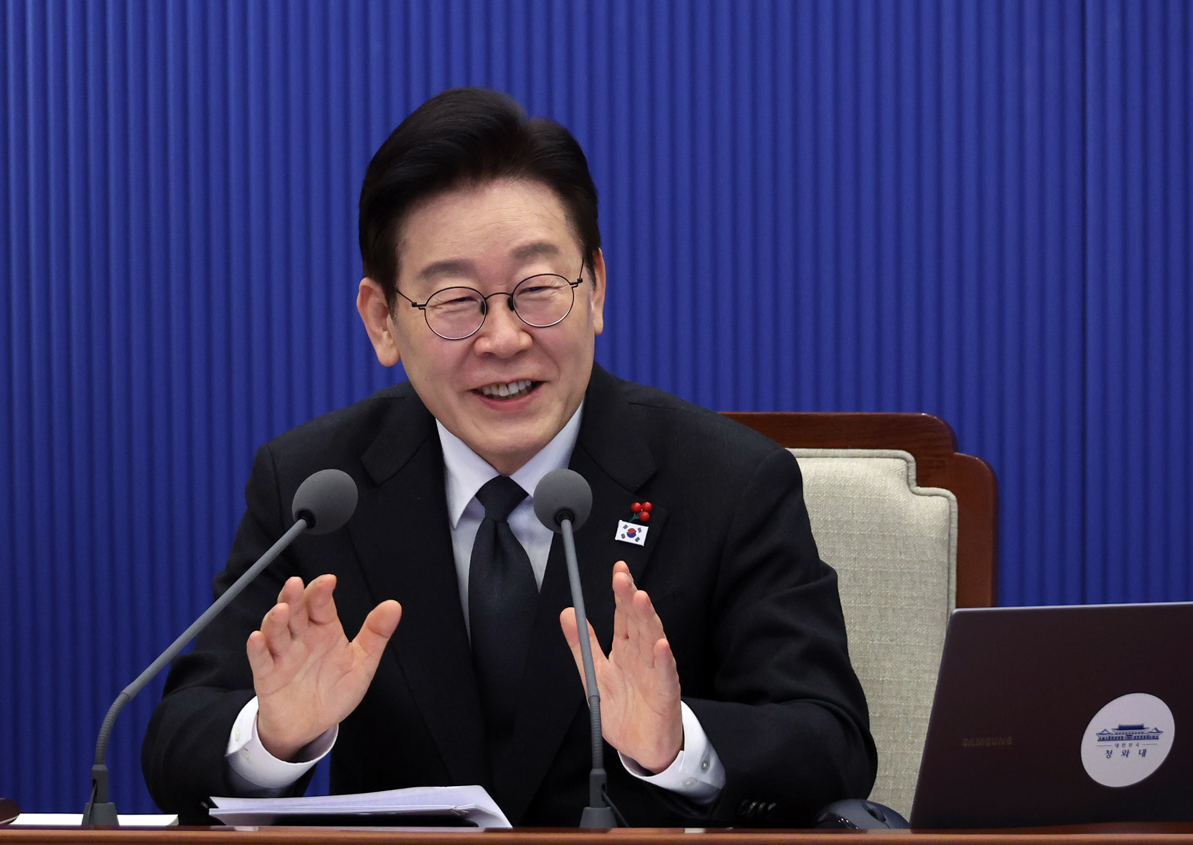 로봇,대통령,노조,적응,안보