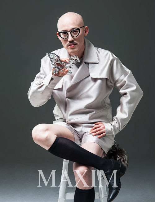 사진 출처 - MAXIM KOREA