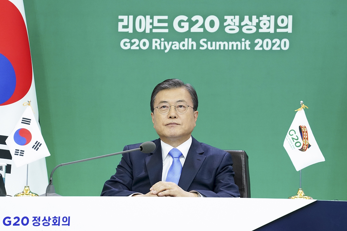 문 대통령이 우리시간으로 21일 밤 10시 개막한 주요 20개국, G20 정상회의에 참석했다. (청와대 제공)