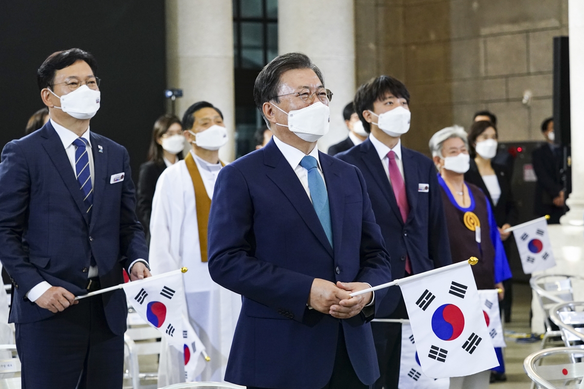 문 대통령은 15일 서울 중구 ‘문화역서울 284’에서 열린 제76주년 광복절 경축식에 참석했다. (청와대 제공)