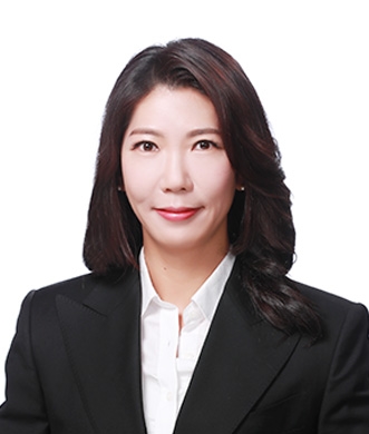 김혜연(41) 갤러리아 부문 프로. 한화솔루션에서 1980년대 여성 임원이 나온 것은 이번이 처음이다