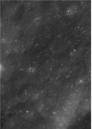 다누리의 달 표면 촬영 결과. 지난 1월 5일 레이타 계곡을 관측한 사진