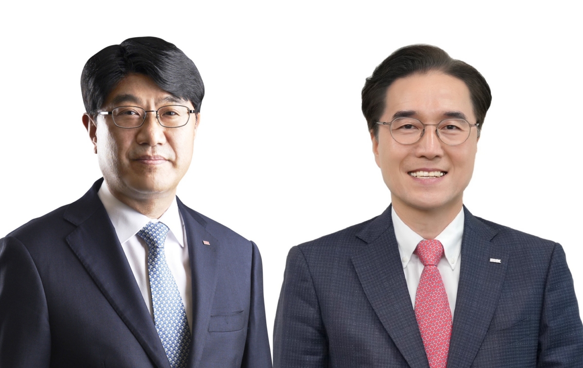 방성빈 신임 부산은행장(왼쪽), 예경탁 신임 경남은행장(오른쪽)