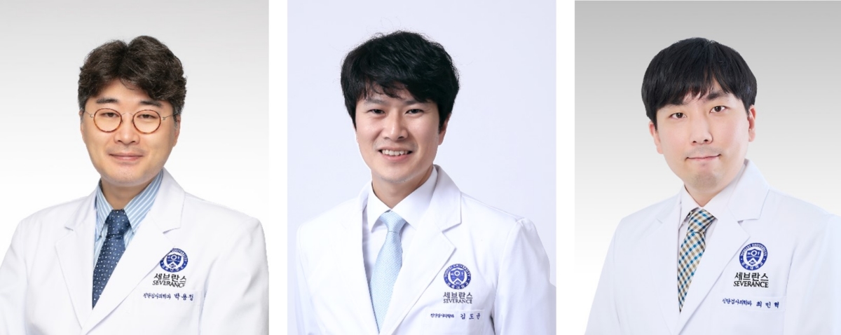 왼쪽부터 박용정, 김도균, 최민혁 교수.
