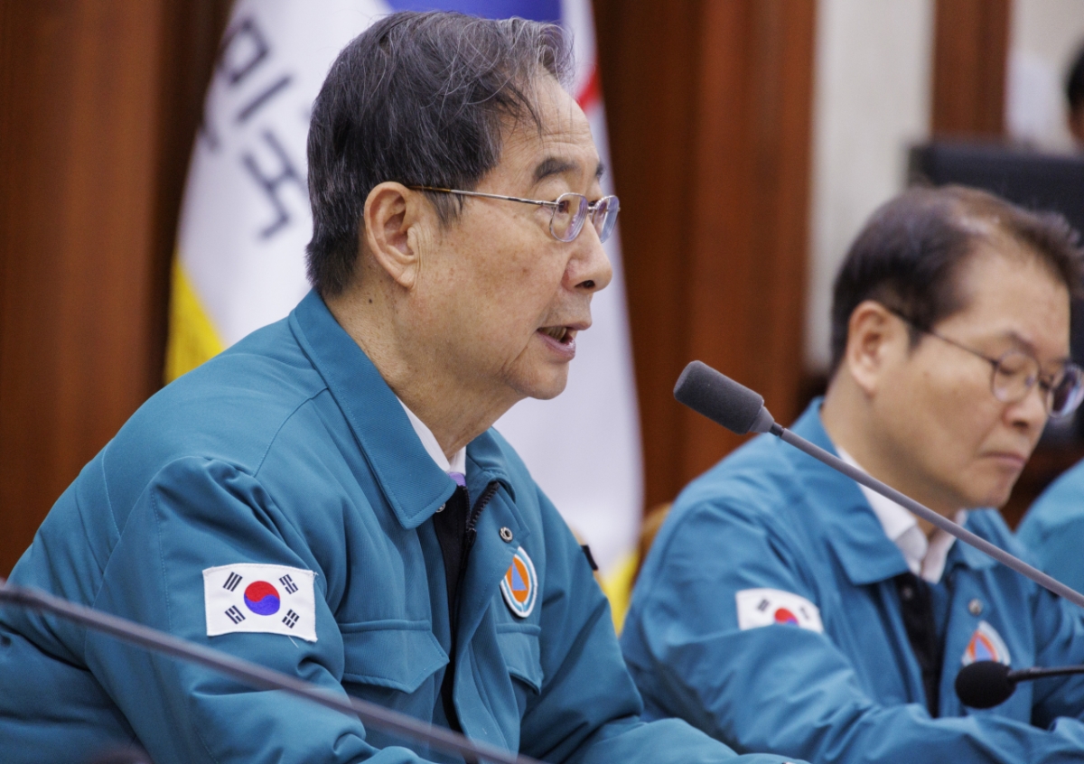 한덕수 국무총리가 22일 오전 정부서울청사에서 열린 의사 집단행동 대응 중앙재난안전대책본부 회의에 참석해 발언하고 있다. (사진:연합뉴스)