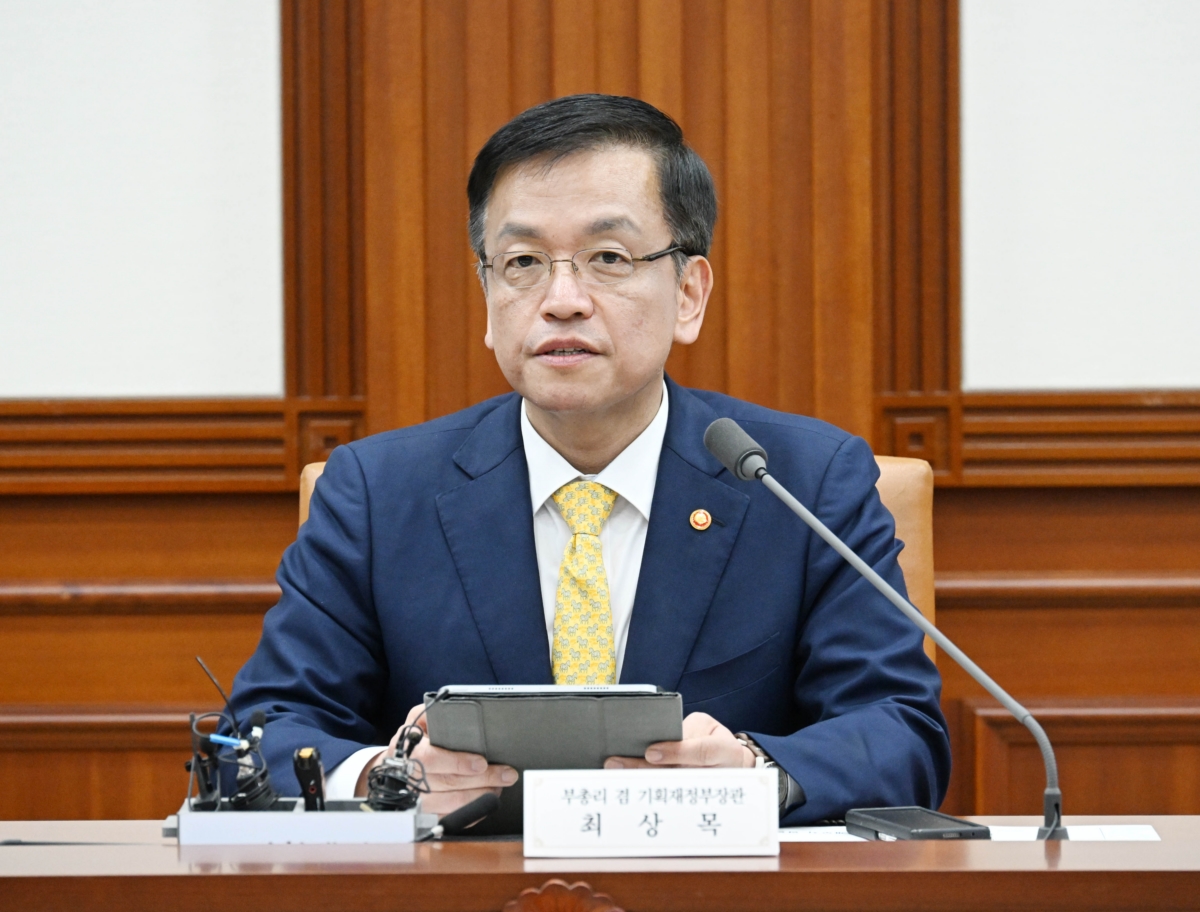 정부가 연간 200조원 수준의 공공조달 시장이 국가정책 견인의 수단으로서 활용될 수 있도록 체계를 정비하는 내용을 담은 ‘공공조달에 관한 법률’ 제정을 추진하겠다고 밝혔다. (사진:기획재정부)