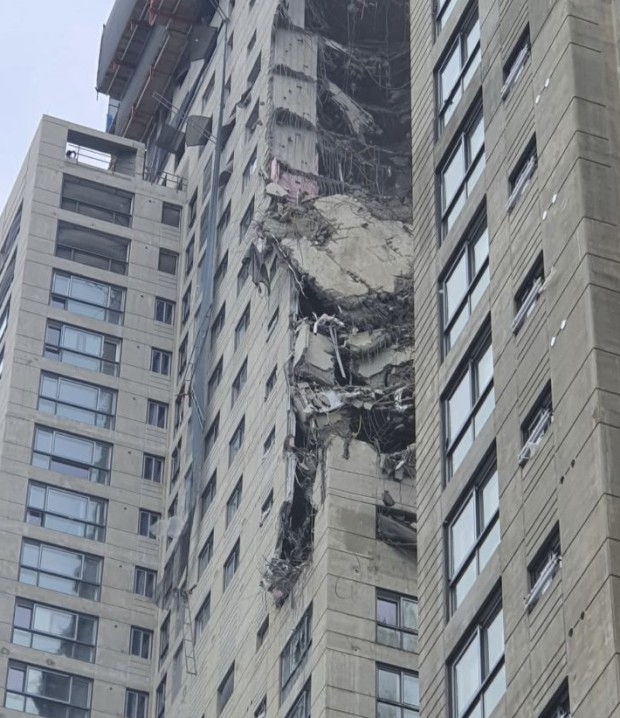 2022년 광주 화정아이파크 당시 붕괴모습.