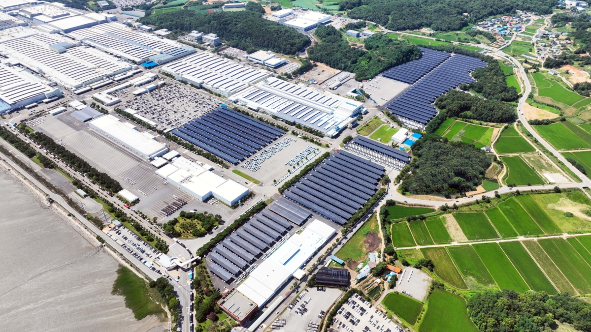 기아 오토랜드 화성에 설치된 태양광 자체 발전 설비 (기아 제공)