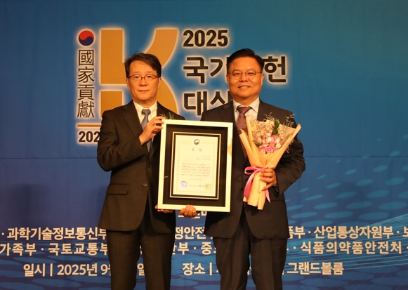 임무호 대표/다인리더스(우측)